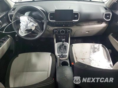 Zdjęcie 8 z 12 samochodu: 2025 HYUNDAI VENUE SEL VIN:KMHRC8A38SU353034 - miniatura