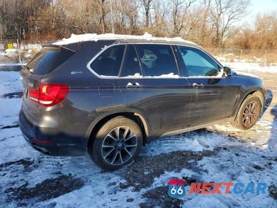 Trzecie zdjęcie samochodu z tyłu: 2018 BMW X5 XDR40E VIN:5UXKT0C59J0W00216 - miniatura