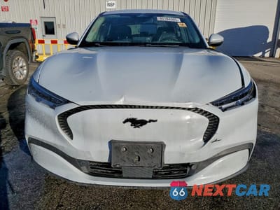 Piąte zdjęcie samochodu w środku: 2022 FORD MUSTANG MACH-E SELECT VIN:3FMTK1RM8NMA44346 - miniatura