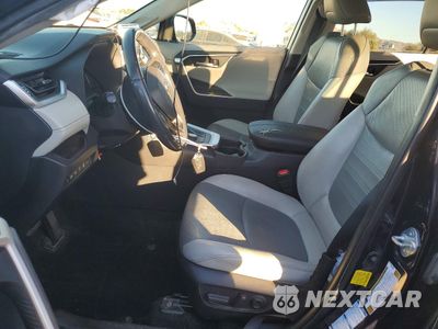 Zdjęcie 7 z 14 samochodu: 2019 TOYOTA RAV4 LIMITED VIN:JTMN1RFV7KD520251 - miniatura