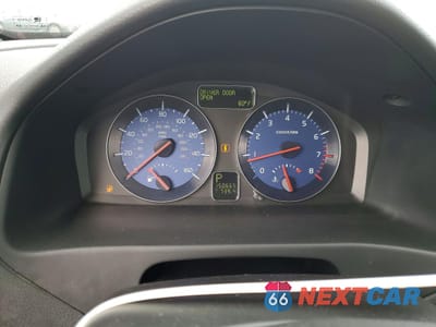 Zdjęcie 9 z 13 samochodu: 2008 VOLVO C30 T5 VIN:YV1MK672582080461 - miniatura