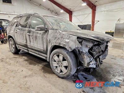 Czwarte zdjęcie samochodu z boku: 2016 GMC ACADIA DENALI VIN:1GKKVTKD7GJ145640 - miniatura