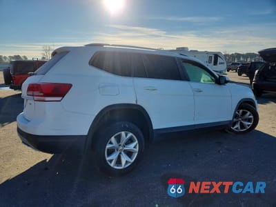 Trzecie zdjęcie samochodu z tyłu: 2018 VOLKSWAGEN ATLAS VIN:1V2BR2CA1JC501041 - miniatura