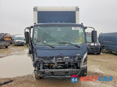 Piąte zdjęcie samochodu w środku: 2026 ISUZU NRR BOX TRUCK VIN:JALE5W16XT7P04357 - miniatura
