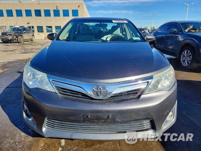 Piąte zdjęcie samochodu w środku: 2014 TOYOTA CAMRY XLE VIN:4T4BF1FK2ER380319 - miniatura
