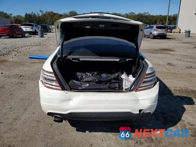 Zdjęcie 6 z 12 samochodu: 2013 MERCEDES-BENZ C 250 VIN:WDDGJ4HB8DG014692 - miniatura