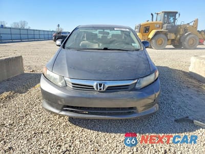 Piąte zdjęcie samochodu w środku: 2012 HONDA CIVIC LX VIN:19XFB2F5XCE086268 - miniatura
