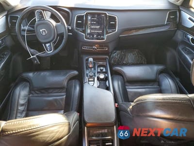 Zdjęcie 8 z 12 samochodu: 2017 VOLVO XC90 T8 VIN:YV4BC0PLXH1117085 - miniatura