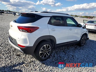 Trzecie zdjęcie samochodu z tyłu: 2025 CHEVROLET TRAILBLAZER LT VIN:KL79MPSP5SB131413 - miniatura