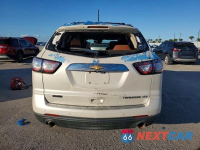 Zdjęcie 6 z 12 samochodu: 2015 CHEVROLET TRAVERSE LTZ VIN:1GNKRJKD0FJ205512 - miniatura