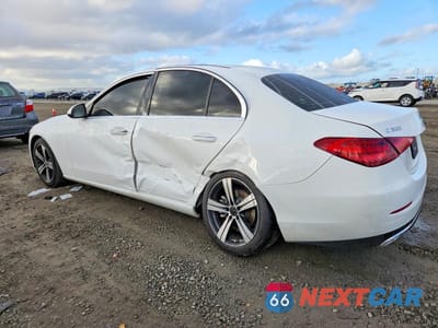Drugie zdjęcie samochodu z przodu: 2022 MERCEDES-BENZ C 300 VIN:W1KAF4GB4NR010024 - miniatura