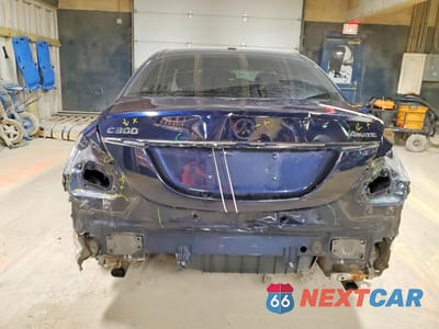 Zdjęcie 6 z 11 samochodu: 2018 MERCEDES-BENZ C 300 4MATIC VIN:55SWF4KB4JU250826 - miniatura