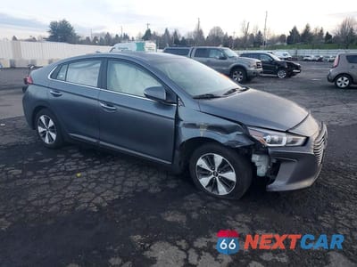 Czwarte zdjęcie samochodu z boku: 2019 HYUNDAI IONIQ VIN:KMHC75LD6KU122812 - miniatura