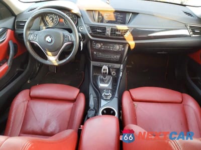 Zdjęcie 8 z 11 samochodu: 2013 BMW X1 XDRIVE28I VIN:WBAVL1C59DVR90775 - miniatura