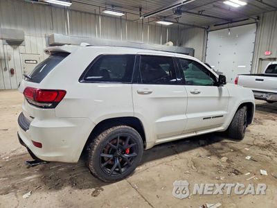Trzecie zdjęcie samochodu z tyłu: 2021 JEEP GRAND CHEROKEE SRT-8 VIN:1C4RJFDJXMC600216 - miniatura