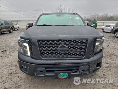 Piąte zdjęcie samochodu w środku: 2019 NISSAN TITAN PLATINUM RESERVE VIN:1N6AA1E60KN524711 - miniatura