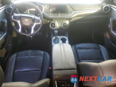 Zdjęcie 8 z 11 samochodu: 2021 CHEVROLET BLAZER 3LT VIN:3GNKBDRS3MS510251 - miniatura