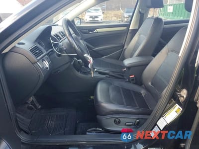 Zdjęcie 7 z 11 samochodu: 2015 VOLKSWAGEN PASSAT VIN:1VWAT7A31FC002440 - miniatura