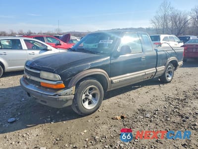 1998 CHEVROLET S TRUCK S10 1GCCS19X5W8112171 - główne zdjęcie licytacji z USA - miniatura