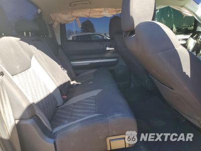 Zdjęcie 9 z 12 samochodu: 2018 TOYOTA TUNDRA CREWMAX SR5 VIN:5TFDY5F13JX709747 - miniatura