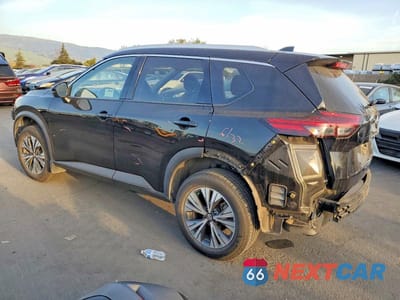 Drugie zdjęcie samochodu z przodu: 2021 NISSAN ROGUE SV VIN:5N1AT3BA5MC795758 - miniatura