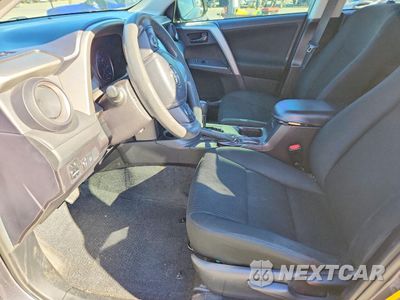 Zdjęcie 7 z 14 samochodu: 2017 TOYOTA RAV4 LE VIN:2T3ZFREV7HW342390 - miniatura