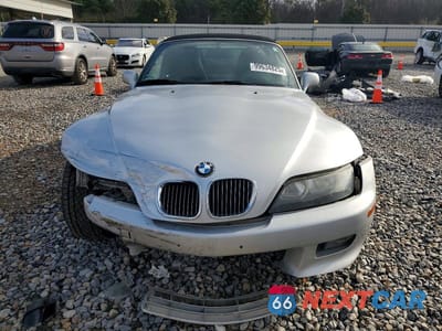 Piąte zdjęcie samochodu w środku: 2002 BMW Z3 3.0 VIN:4USCN53462LL50187 - miniatura
