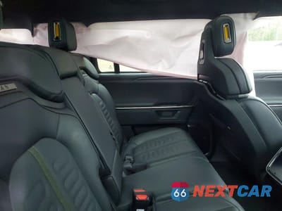 Zdjęcie 11 z 13 samochodu: 2025 RIVIAN R1S ADVENTURE VIN:7PDSGBBA4SN073036 - miniatura