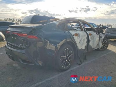 Trzecie zdjęcie samochodu z tyłu: 2023 TOYOTA MIRAI LIMITED VIN:JTDAAAAA1PA010233 - miniatura