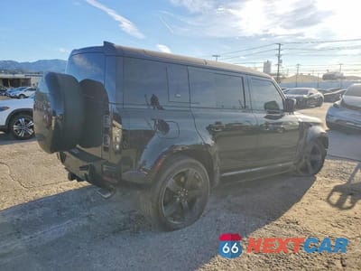 Trzecie zdjęcie samochodu z tyłu: 2024 LAND ROVER DEFENDER 110 VIN:SALEBEEE2R2316267 - miniatura