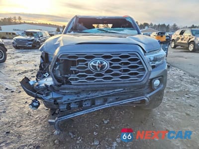 Piąte zdjęcie samochodu w środku: 2023 TOYOTA TACOMA DOUBLE CAB VIN:3TYCZ5AN6PT148157 - miniatura