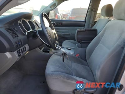 Zdjęcie 7 z 11 samochodu: 2006 TOYOTA TACOMA DOUBLE CAB VIN:5TELU42N86Z203034 - miniatura