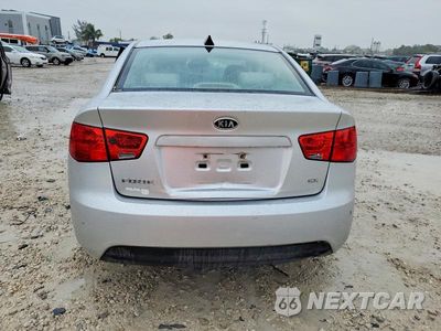 Zdjęcie 6 z 12 samochodu: 2010 KIA FORTE EX VIN:KNAFU4A29A5221510 - miniatura