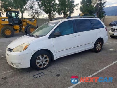 2005 TOYOTA SIENNA 5TDZA23C35S304661 - główne zdjęcie licytacji z USA - miniatura