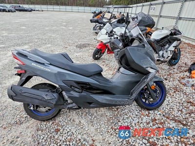 2023 SUZUKI AN400 A JS1DU11J3P7100298 - główne zdjęcie licytacji z USA - miniatura