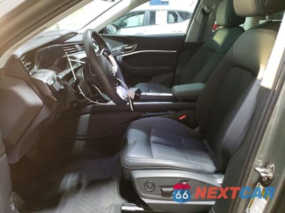 Zdjęcie 7 z 13 samochodu: 2024 AUDI Q8 E-TRON PREMIUM VIN:WA14AAGE5RB064682 - miniatura