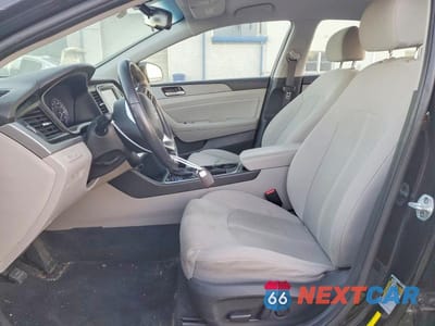 Zdjęcie 7 z 11 samochodu: 2018 HYUNDAI SONATA SPORT VIN:5NPE34AF9JH668150 - miniatura