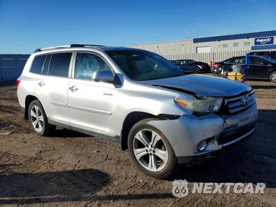 Czwarte zdjęcie samochodu z boku: 2011 TOYOTA HIGHLANDER LIMITED VIN:5TDYK3EH1BS042867 - miniatura