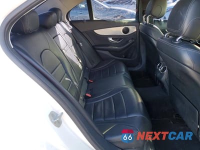 Zdjęcie 10 z 12 samochodu: 2016 MERCEDES-BENZ C 300 VIN:55SWF4JB5GU128194 - miniatura