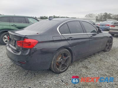 Trzecie zdjęcie samochodu z tyłu: 2018 BMW 330 I VIN:WBA8B9G51JNU95877 - miniatura