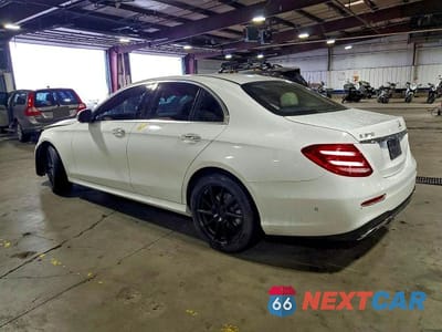 Drugie zdjęcie samochodu z przodu: 2018 MERCEDES-BENZ E 300 4MATIC VIN:WDDZF4KB3JA311340 - miniatura