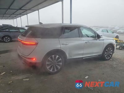 Trzecie zdjęcie samochodu z tyłu: 2020 LINCOLN CORSAIR RESERVE VIN:5LMCJ2C96LUL01779 - miniatura