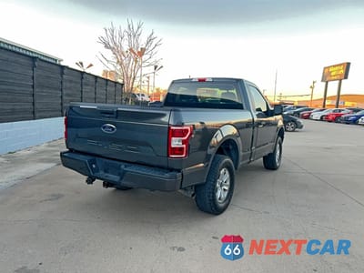 Czwarte zdjęcie samochodu z boku: 2020 FORD F150 VIN:1FTMF1CB7LKE59067 - miniatura