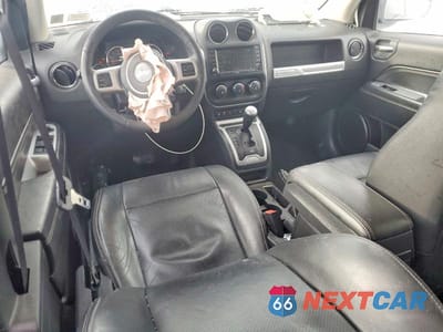 Zdjęcie 8 z 12 samochodu: 2016 JEEP COMPASS LATITUDE VIN:1C4NJDEBXGD697099 - miniatura