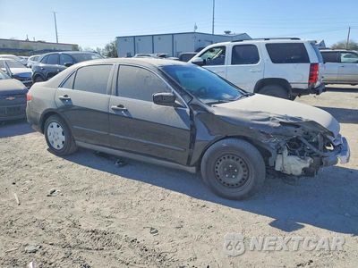 Czwarte zdjęcie samochodu z boku: 2005 HONDA ACCORD LX VIN:1HGCM56485A125100 - miniatura