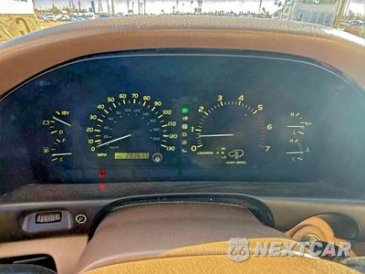 Zdjęcie 8 z 10 samochodu: 1998 LEXUS LX 470 VIN:JT6HT00W9W0023792 - miniatura