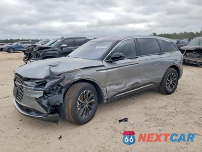 2025 LINCOLN NAUTILUS PREMIERE 5LMPJ8J49SJ921795 - główne zdjęcie licytacji z USA - miniatura