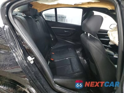Zdjęcie 10 z 14 samochodu: 2018 BMW 330 XI VIN:WBA8D9G54JNU70479 - miniatura