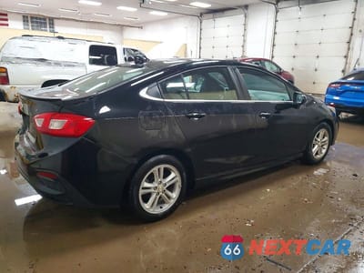 Trzecie zdjęcie samochodu z tyłu: 2016 CHEVROLET CRUZE LT VIN:1G1BE5SM7G7282056 - miniatura