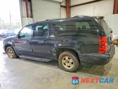 Drugie zdjęcie samochodu z przodu: 2011 CHEVROLET SUBURBAN C1500 LT VIN:1GNSCJE05BR181780 - miniatura